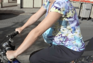 mujeres embarazadas en bici